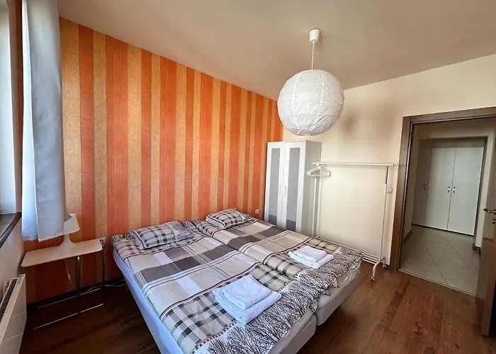 Neon Luxury Next To The Gondola * Банско